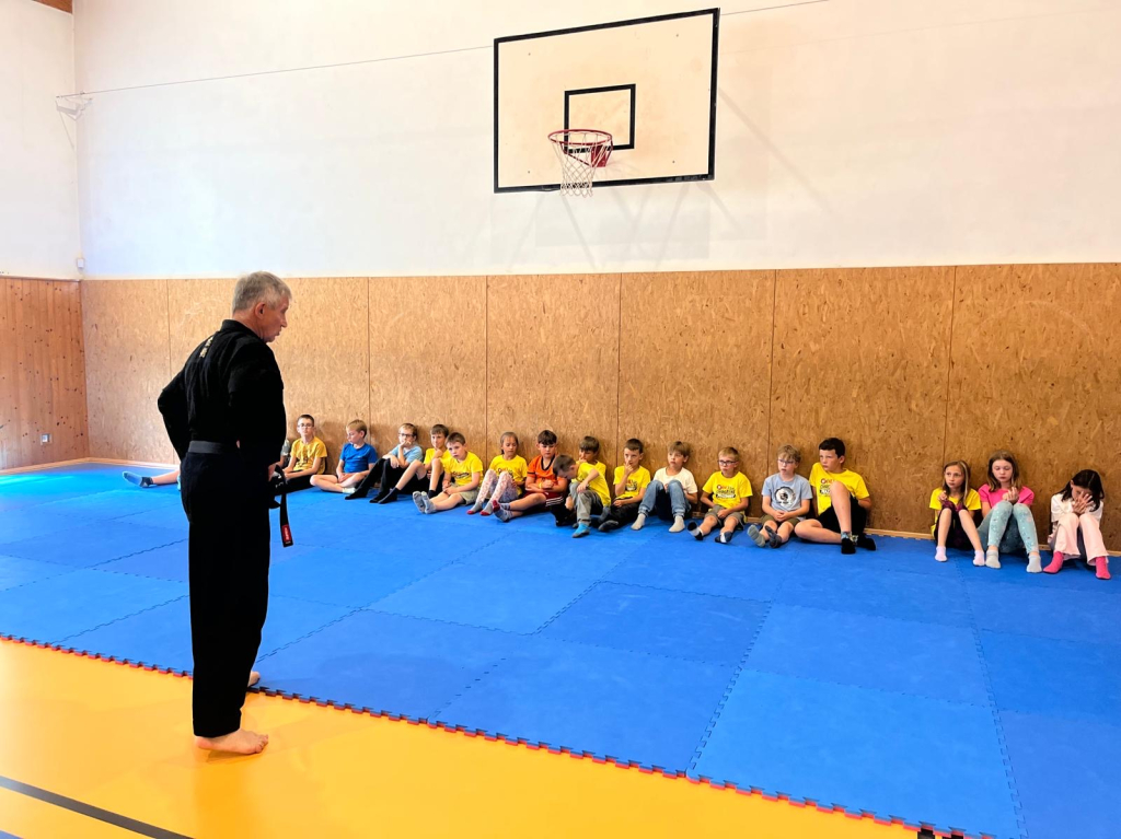 ea53304c-9a3f-4444-8b44-a6df787b8523.jpeg